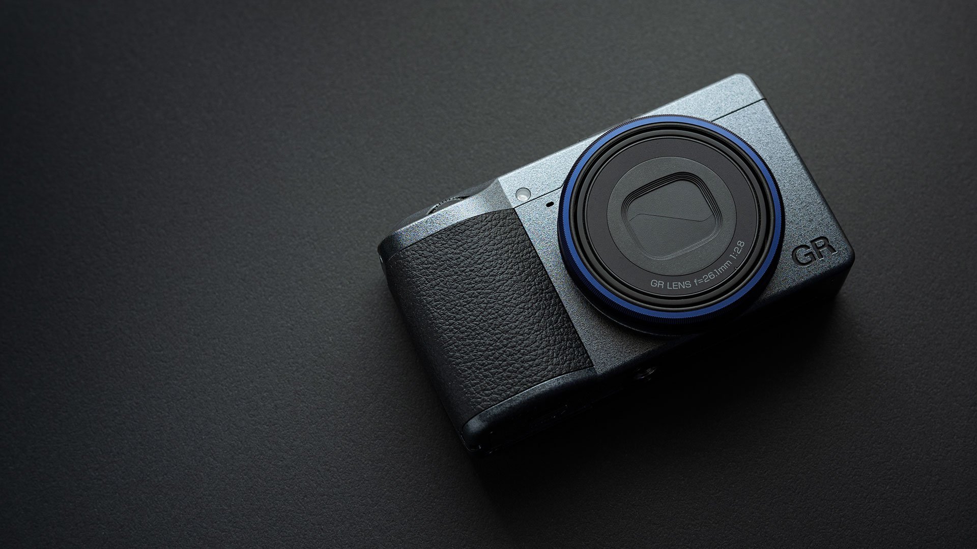 Ricoh has announced a standalone version of the Ricoh GR IIIx